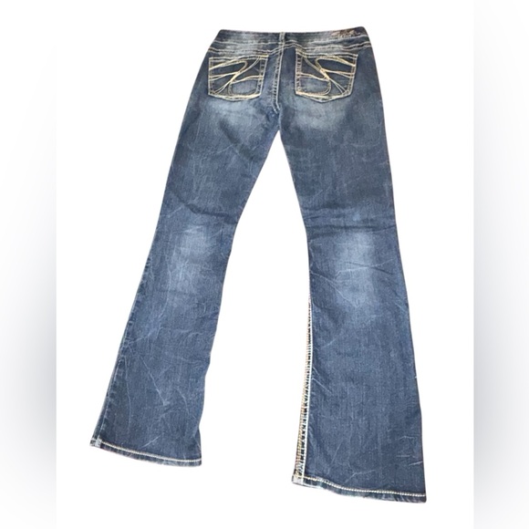 SOLD.. on eBay… SILVER JEANS Women’s 30x33 Tuesday Bootcut - EUC!! - Picture 3 of 11